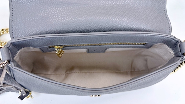 激安グッチバッグコピー着用イメージ